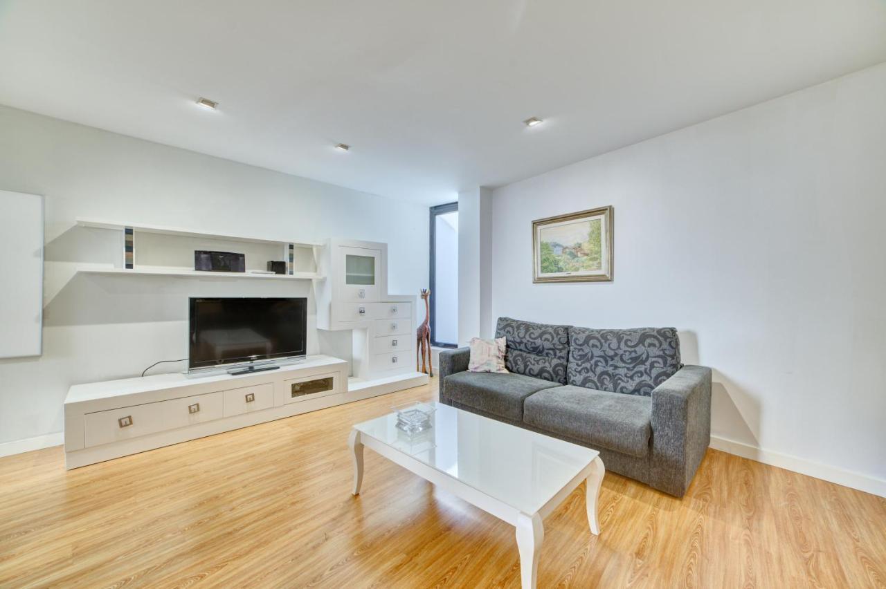 Apartamento El Lobo By Clabao Logroño Eksteriør bilde