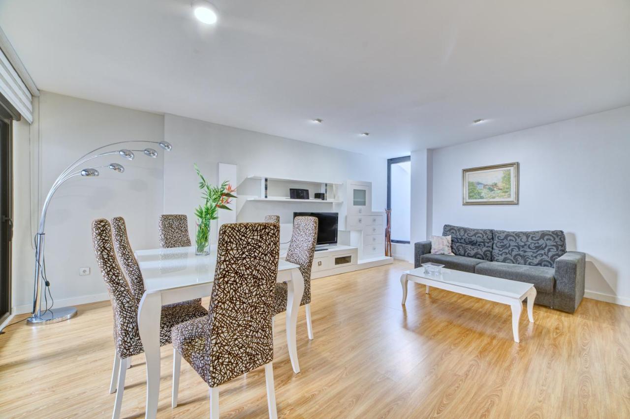 Apartamento El Lobo By Clabao Logroño Eksteriør bilde